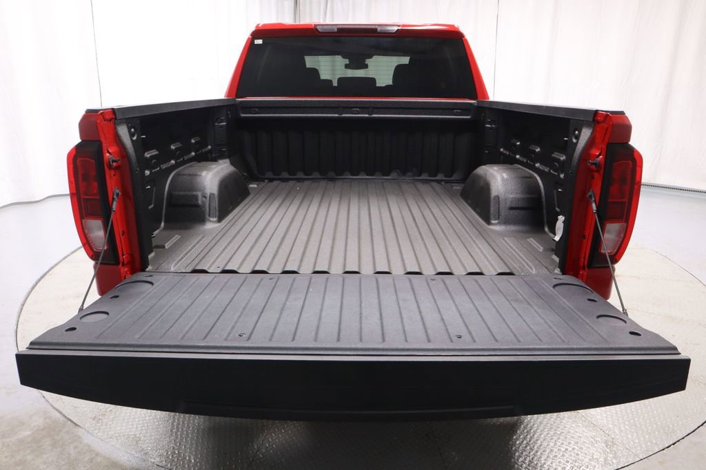Used 2023 GMC Sierra 1500 SLE AWD/4WD image 16