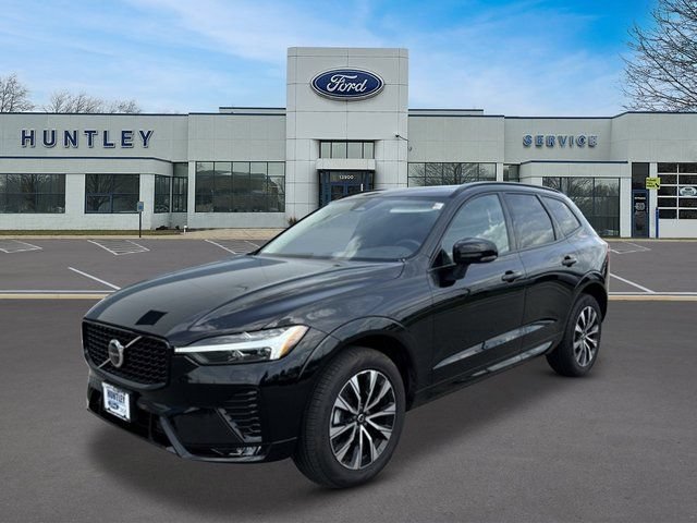 Used 2025 Volvo XC60 B5 Core AWD/4WD image 1