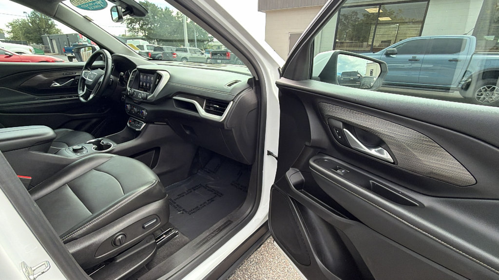 Used 2024 GMC Terrain SLT FWD image 26