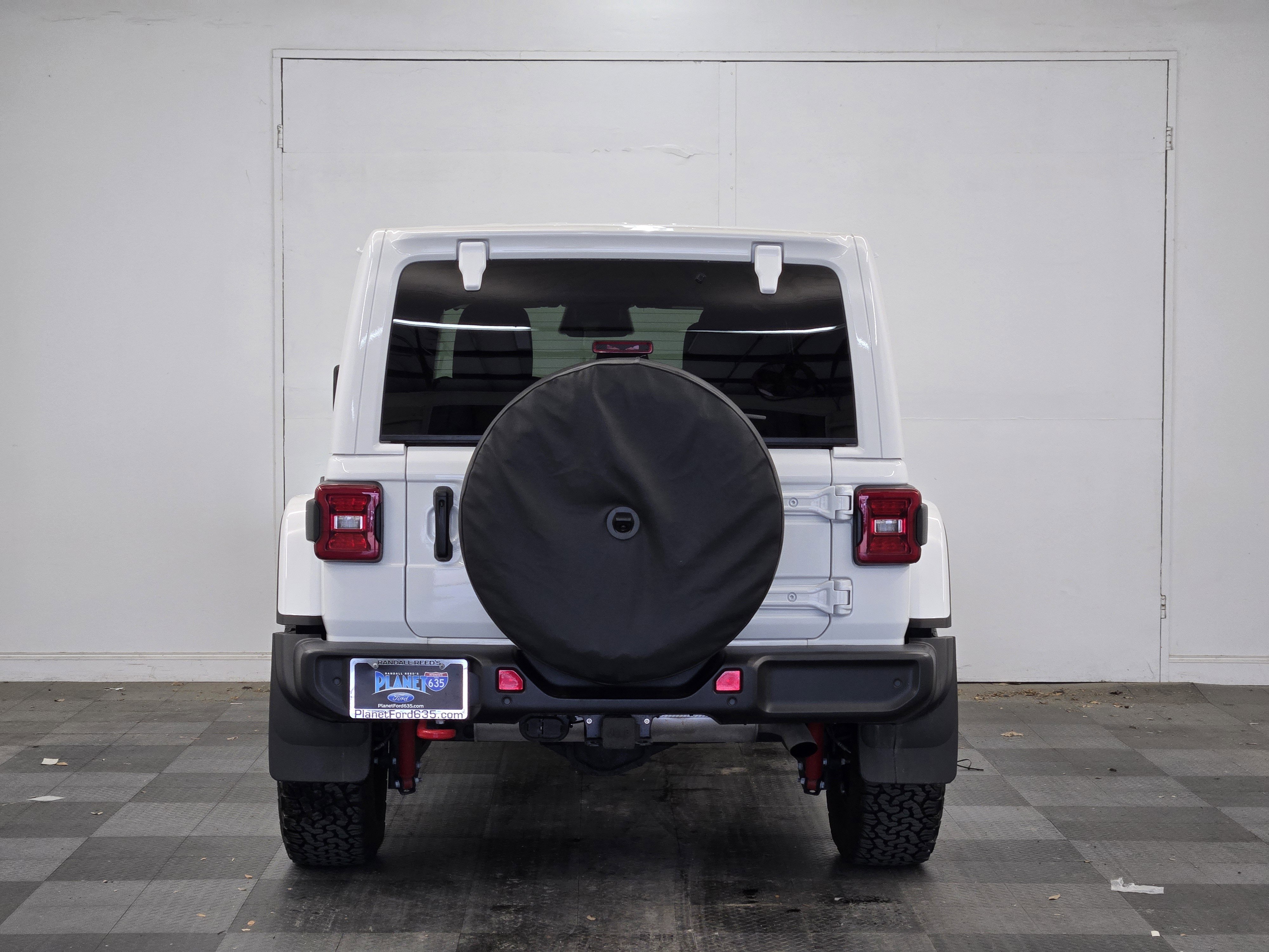 Used 2025 Jeep Wrangler Unlimited Rubicon w/ Safety Group AWD/4WD image 6