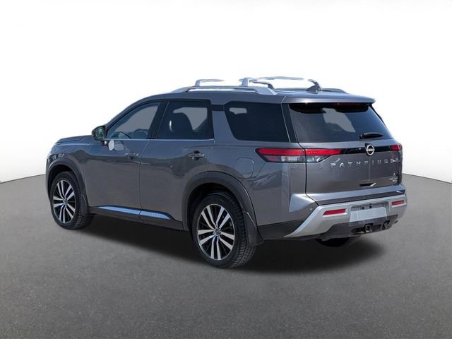Used 2024 Nissan Pathfinder Platinum AWD/4WD image 4