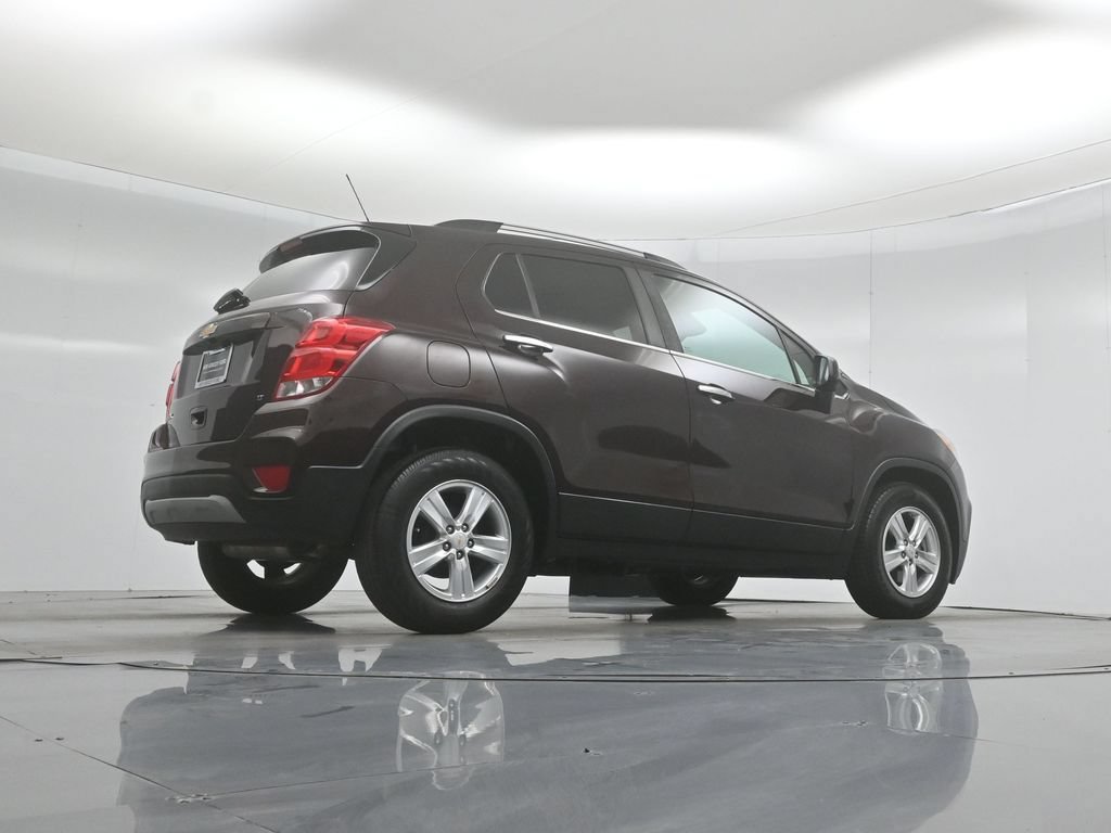 Used 2020 Chevrolet Trax LT w/ LT Convenience Package FWD image 44
