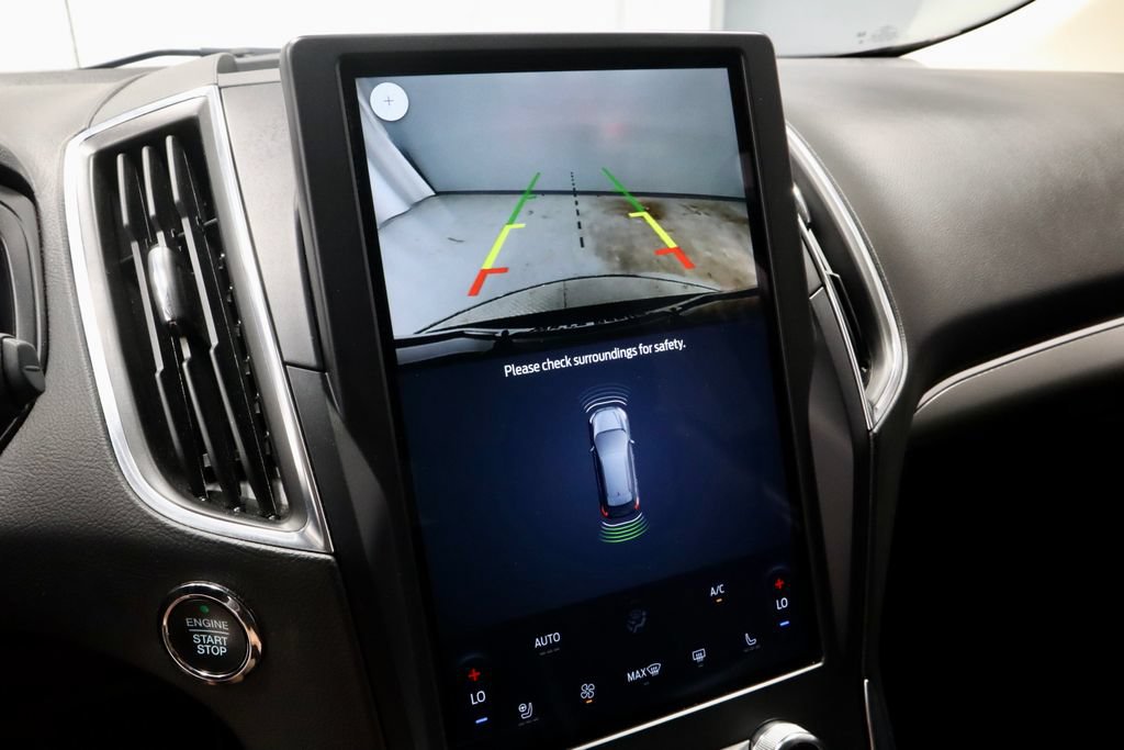 Certified 2024 Ford Edge Titanium AWD/4WD image 3