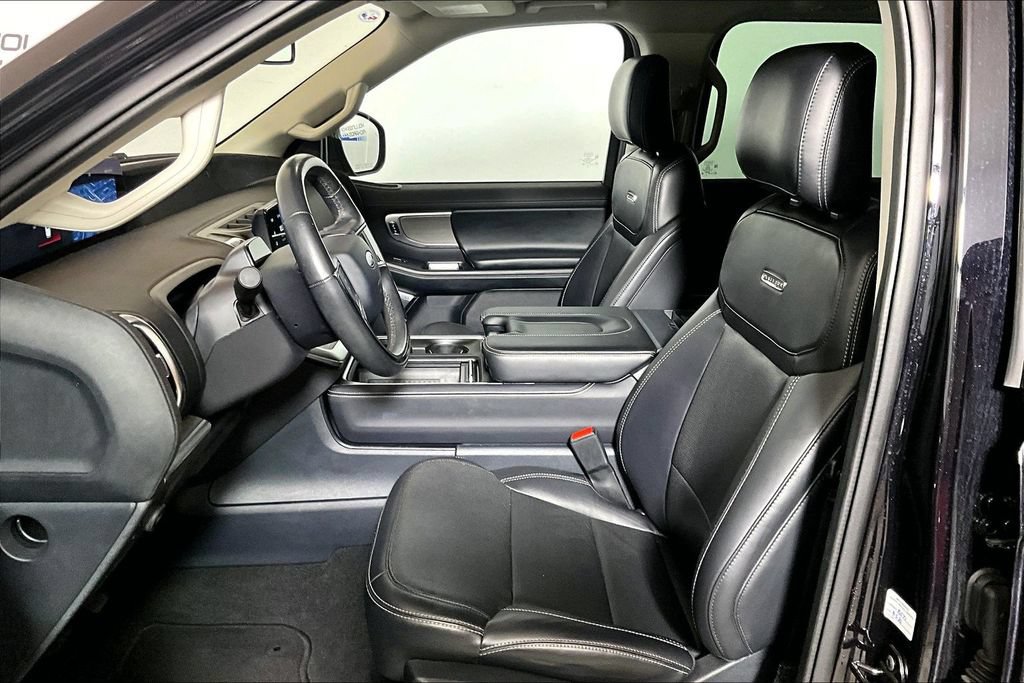 Certified 2025 Ford Expedition Platinum AWD/4WD image 20