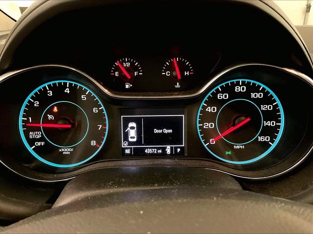 Used 2018 Chevrolet Cruze LT FWD image 19
