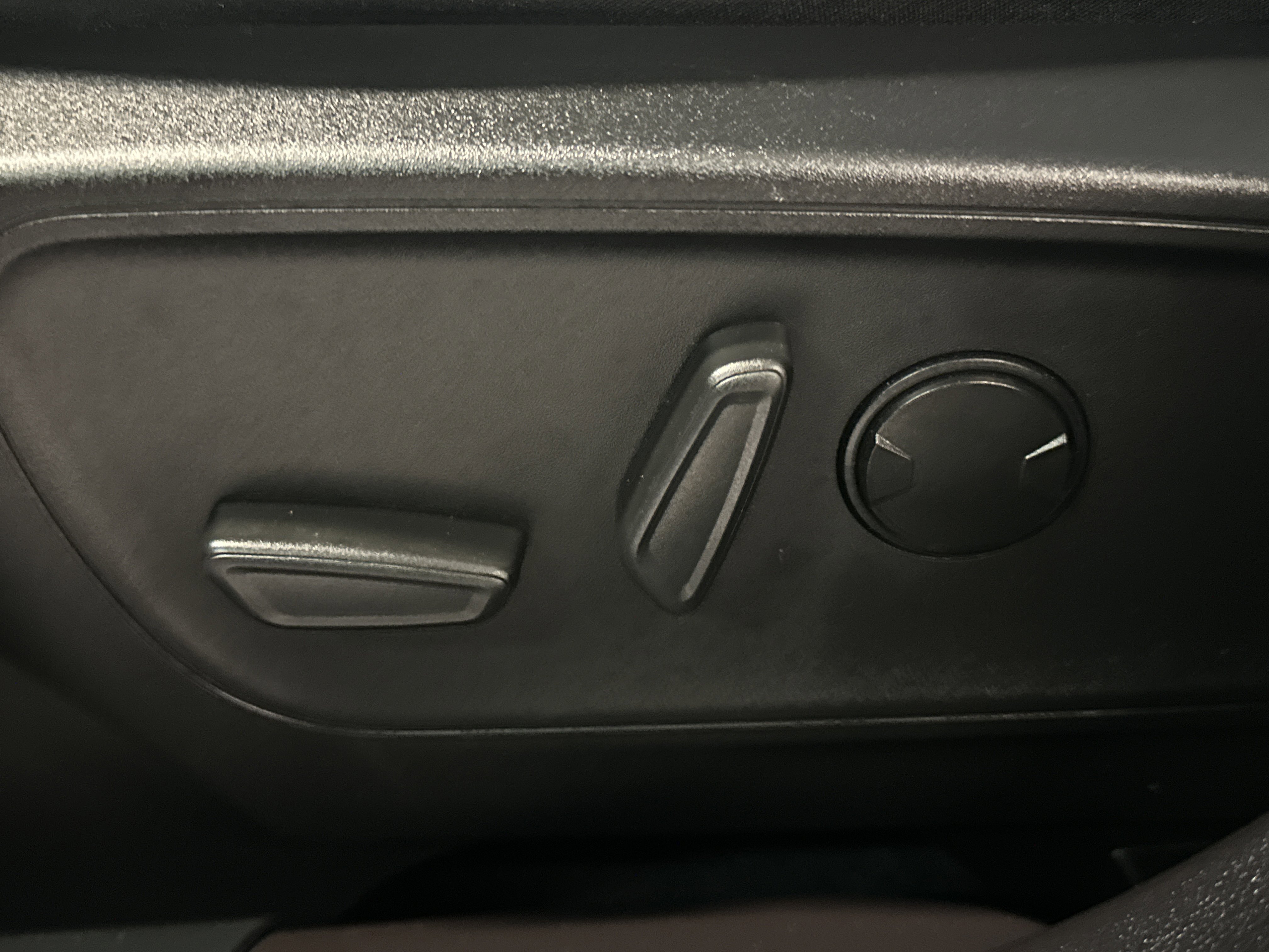 Certified 2023 Ford Escape Active w/ Cold Weather Package image 21