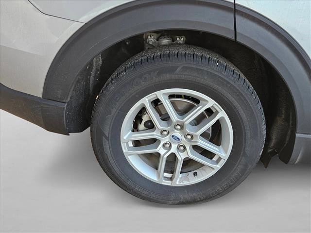 Certified 2025 Ford Explorer Active image 23