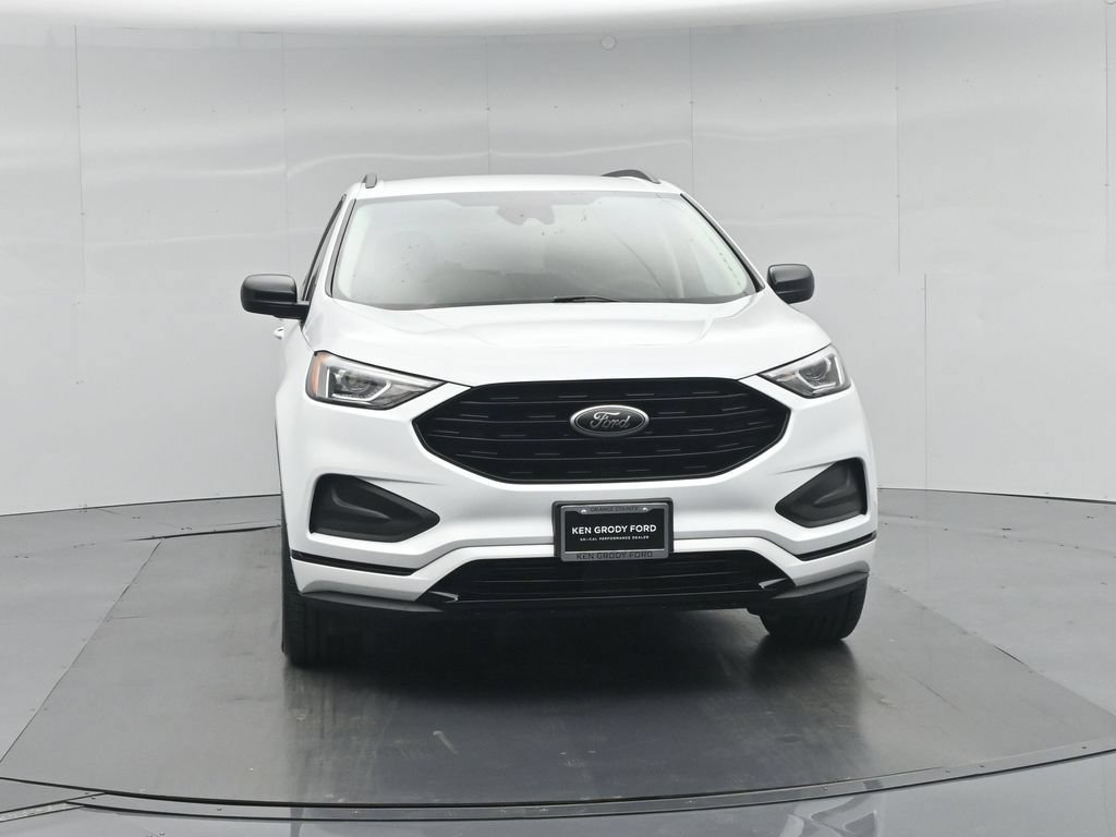 Certified 2022 Ford Edge SE w/ Black Appearance Package AWD/4WD image 55