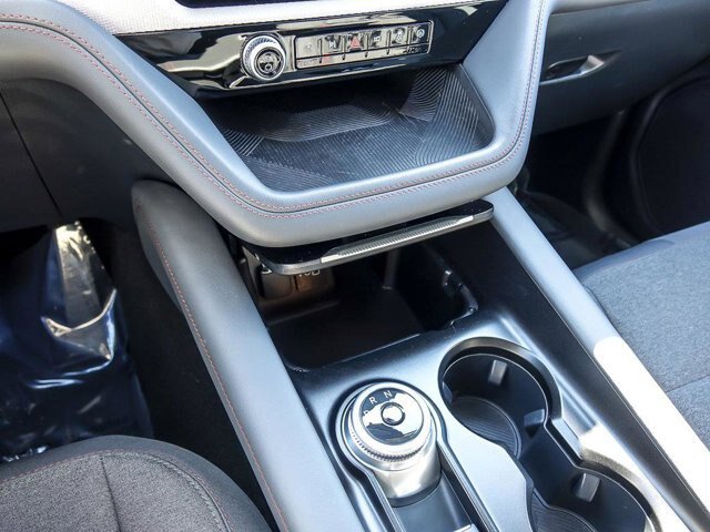Certified 2025 Ford Explorer Active AWD/4WD image 24