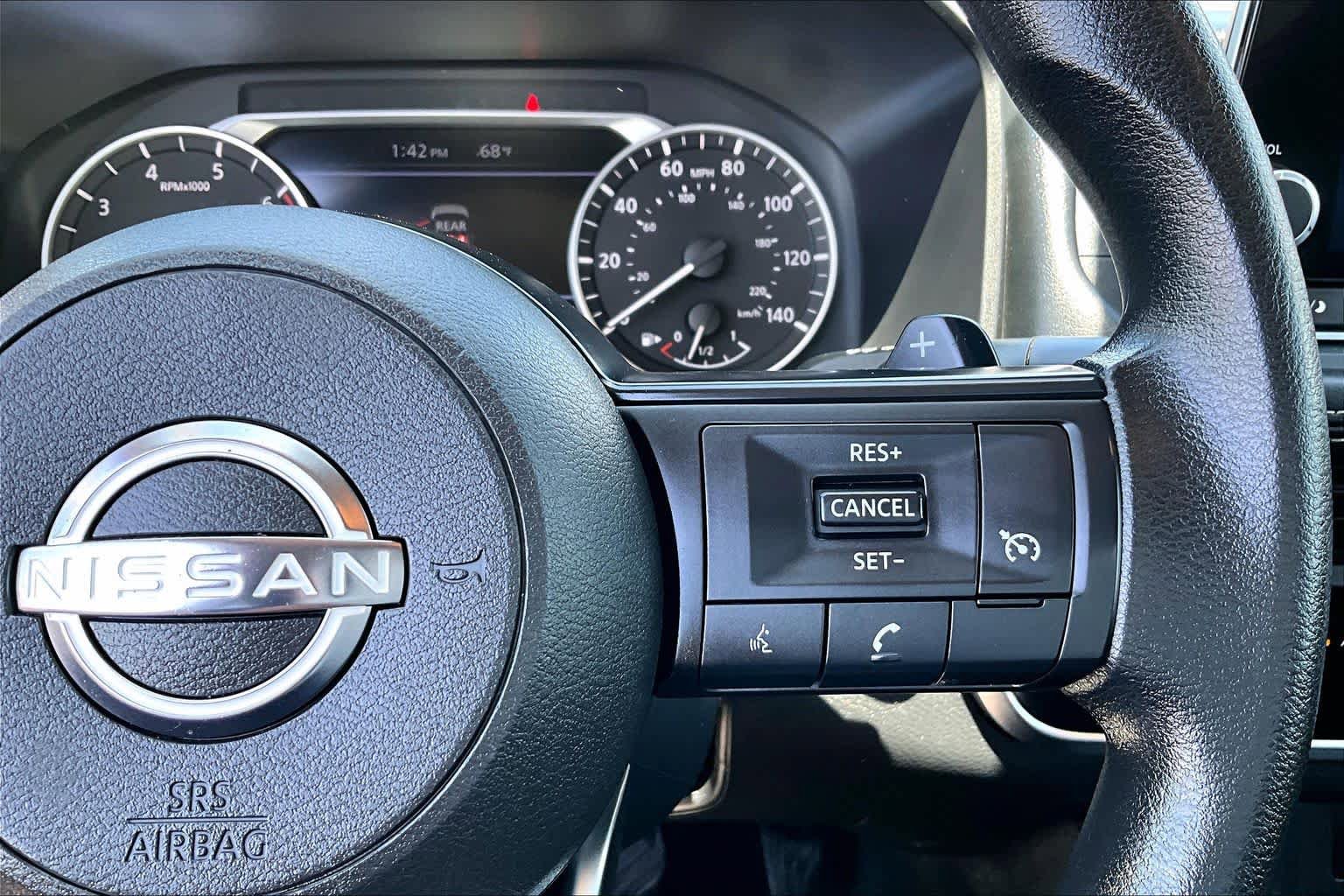Used 2024 Nissan Rogue S AWD/4WD image 24