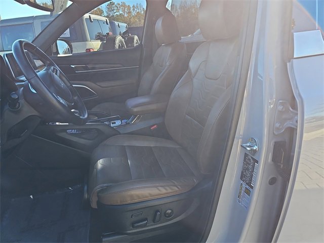 Used 2022 Kia Telluride SX w/ SX Prestige Package image 15