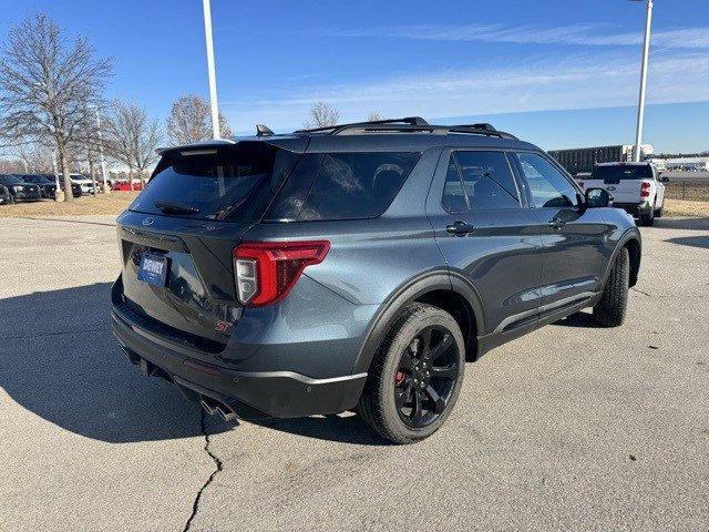 Certified 2022 Ford Explorer ST w/ Equipment Group 401A image 5