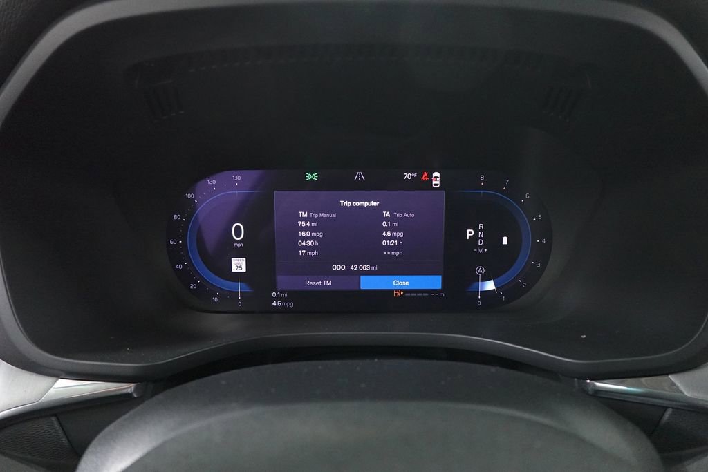 Used 2023 Volvo XC60 B5 Core image 15