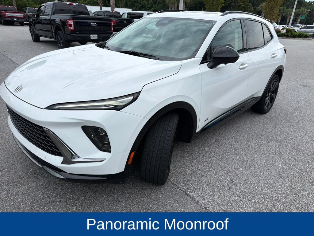 Used 2025 Buick Envision Sport Touring AWD/4WD video 3