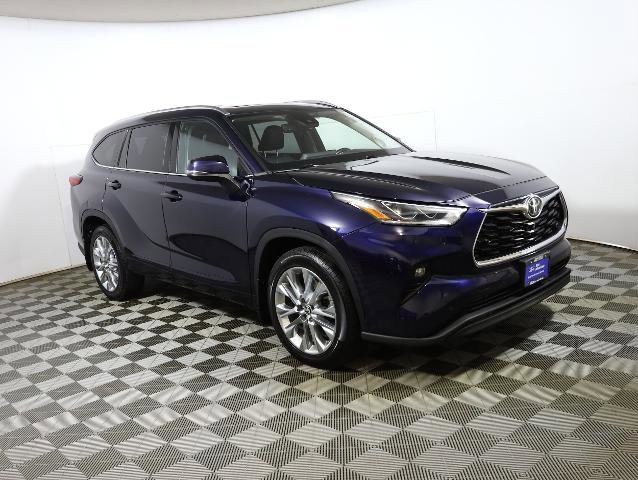 Used 2021 Toyota Highlander Limited w/ Protection Package #3 (TMS) image 5