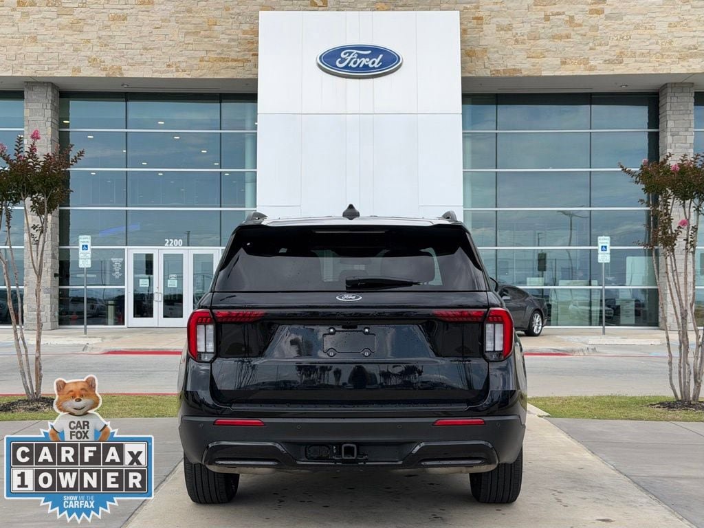 Certified 2025 Ford Explorer ST-Line RWD image 23
