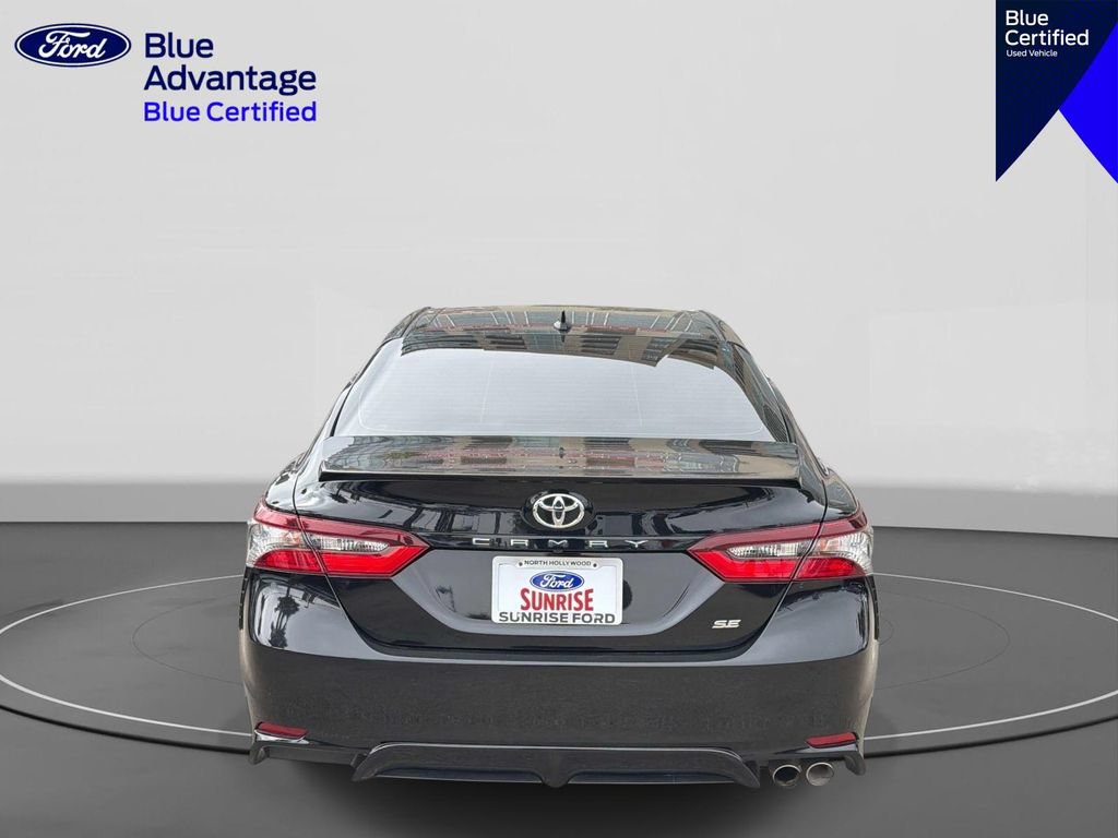 Used 2023 Toyota Camry SE FWD image 6