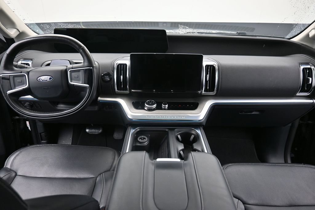 Certified 2025 Ford Expedition Platinum AWD/4WD image 14