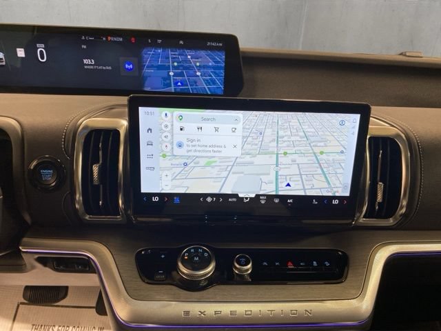 Certified 2025 Ford Expedition Max Platinum w/ Driver's Package AWD/4WD image 17