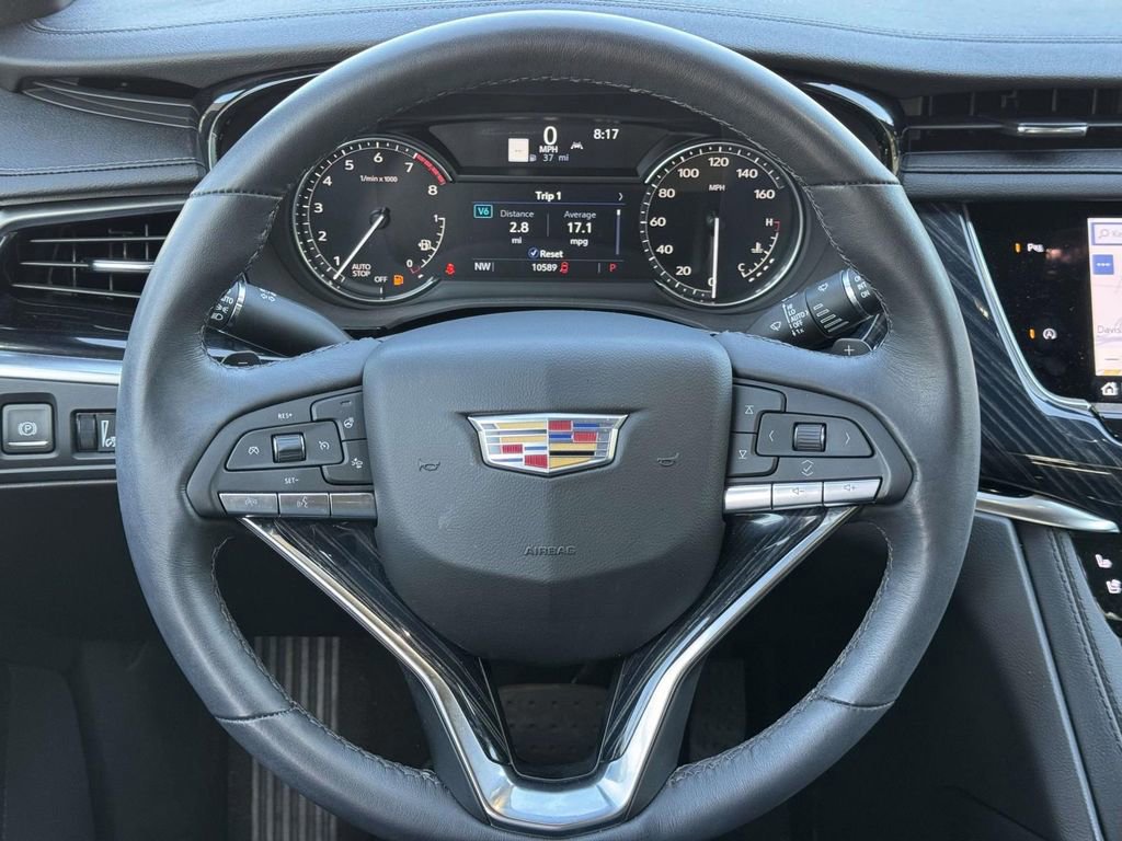 Used 2024 Cadillac XT6 Premium Luxury w/ LPO, Floor Liner Package FWD image 15