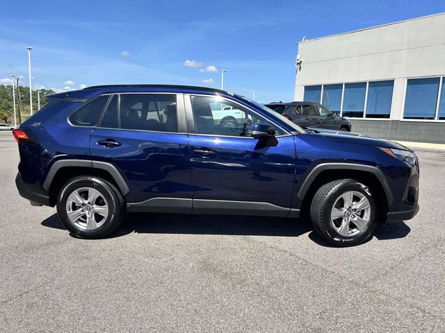 Used 2025 Toyota RAV4 XLE FWD image 2