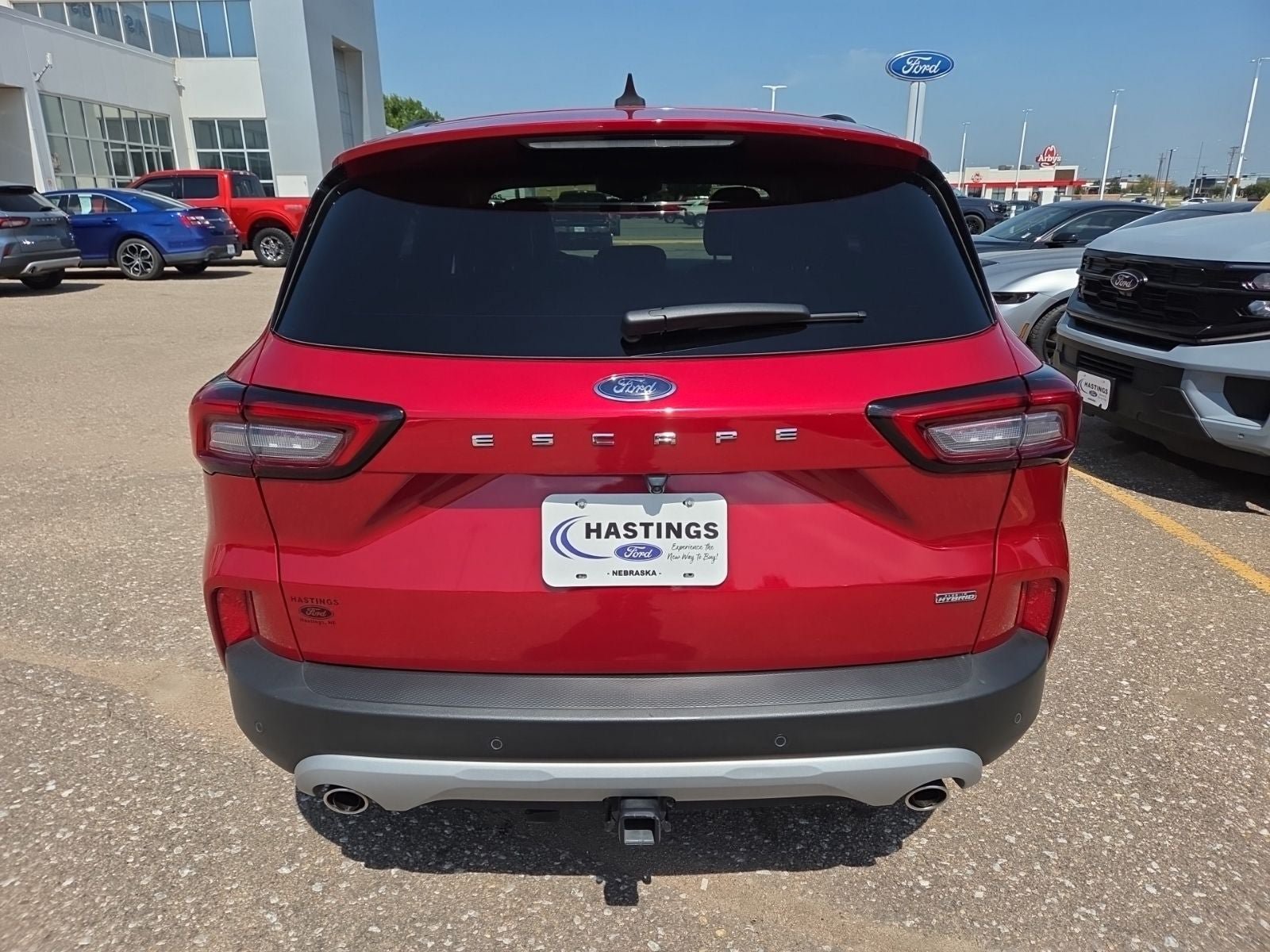 Certified 2025 Ford Escape SE w/ Class II Trailer Tow Package FWD image 8
