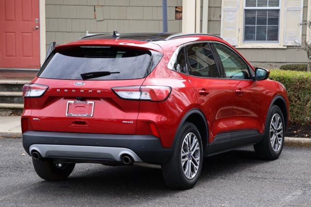 Certified 2022 Ford Escape SEL image 4
