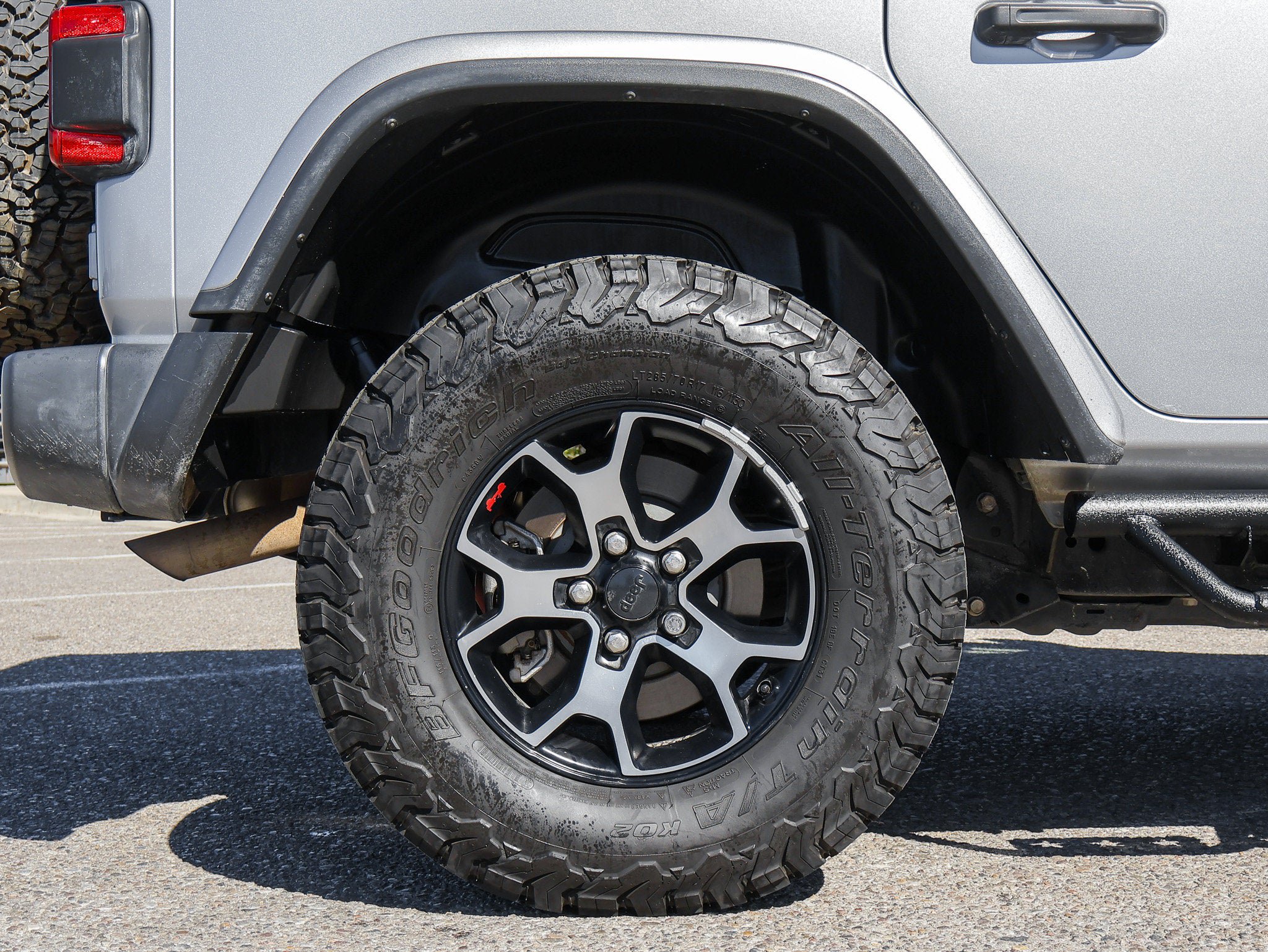 Used 2018 Jeep Wrangler Unlimited Rubicon w/ Safety Group AWD/4WD image 12