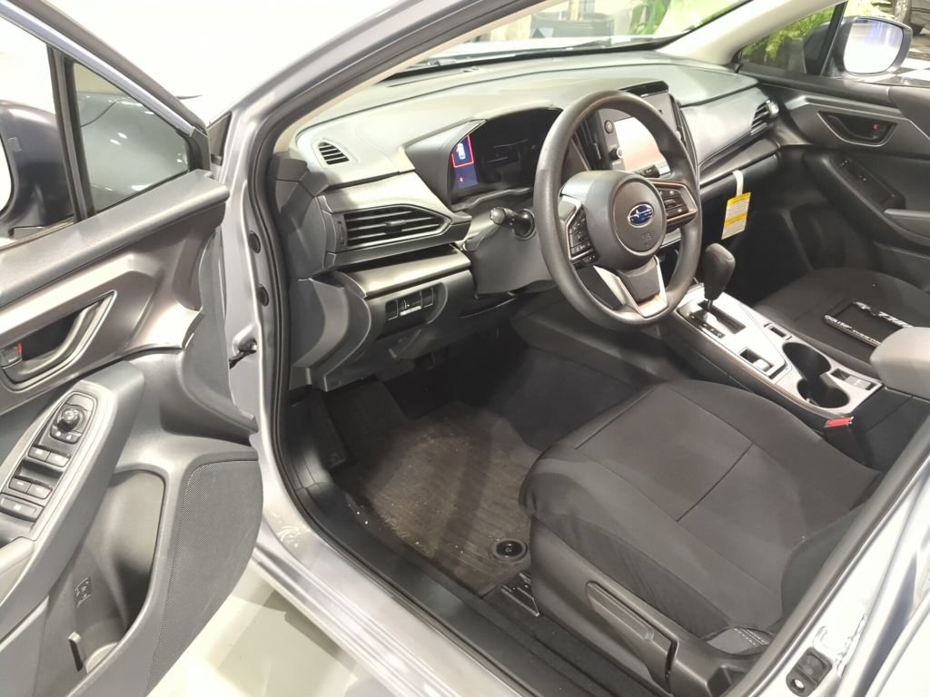 Used 2025 Subaru Impreza 2.0i AWD/4WD image 15