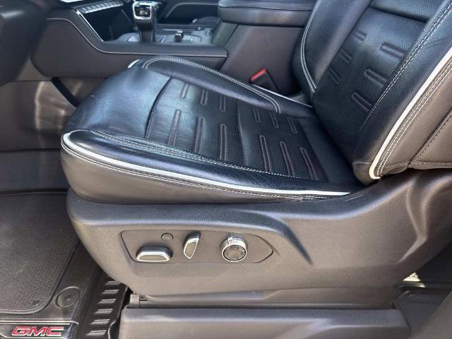 Used 2023 GMC Sierra 1500 AT4X image 16