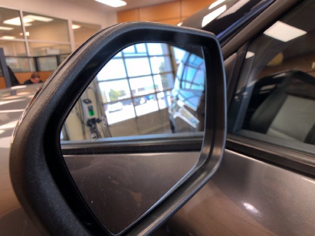 Certified 2022 Ford Explorer XLT w/ Equipment Group 202A AWD/4WD image 23
