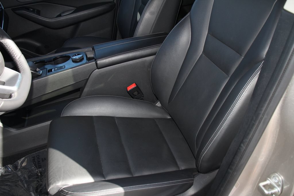 Used 2024 Nissan Rogue SL AWD/4WD image 23
