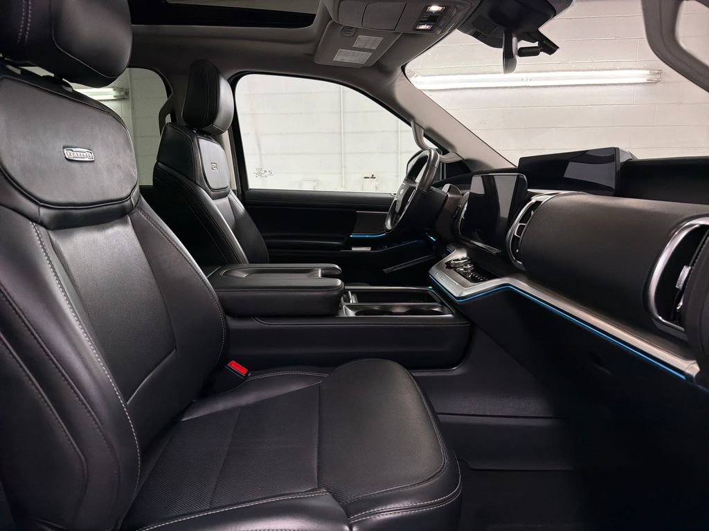 Certified 2025 Ford Expedition Max Platinum AWD/4WD image 32