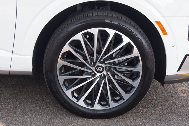 Used 2026 Hyundai Palisade Calligraphy AWD/4WD image 9