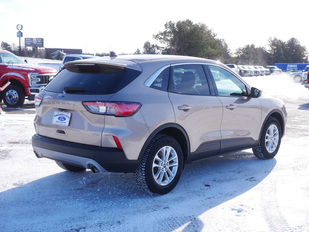 Certified 2020 Ford Escape SE image 5