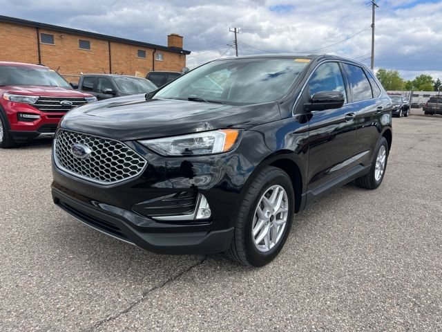 Certified 2024 Ford Edge SEL w/ Convenience Package AWD/4WD image 25