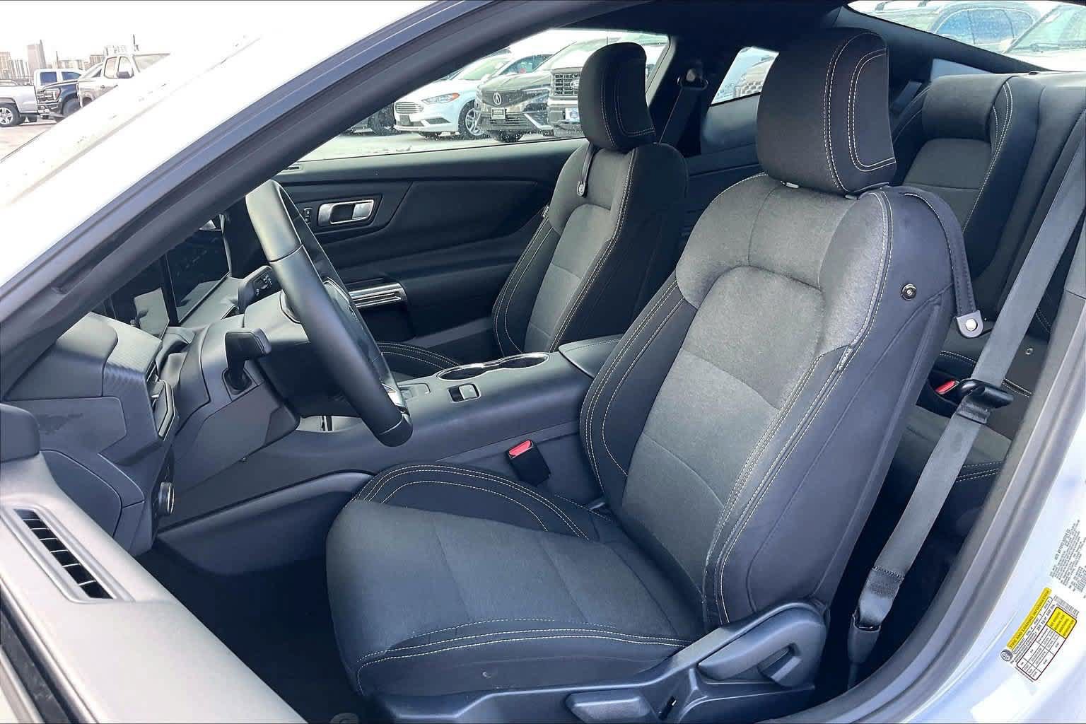 Certified 2025 Ford Mustang Coupe RWD image 11