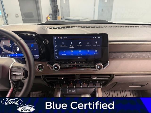 Used 2023 Chevrolet Colorado ZR2 w/ ZR2 Convenience Package III image 16