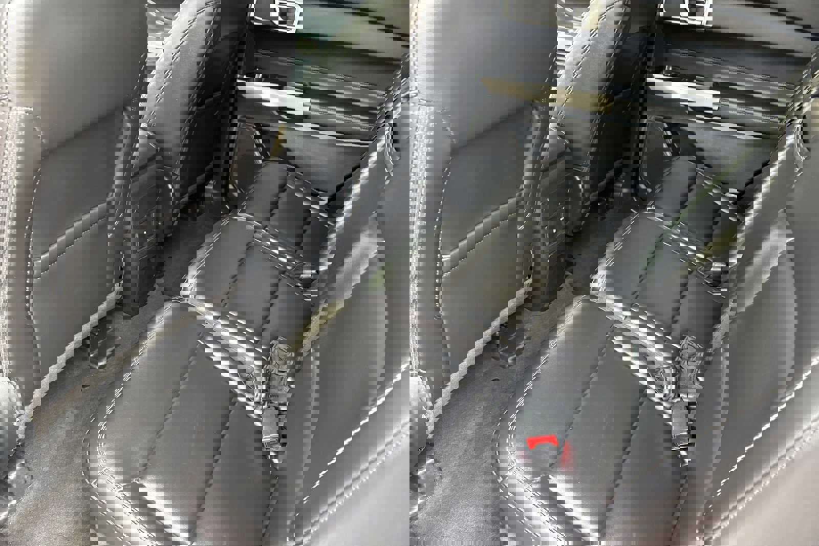 Certified 2022 Ford Explorer XLT w/ Equipment Group 202A image 13