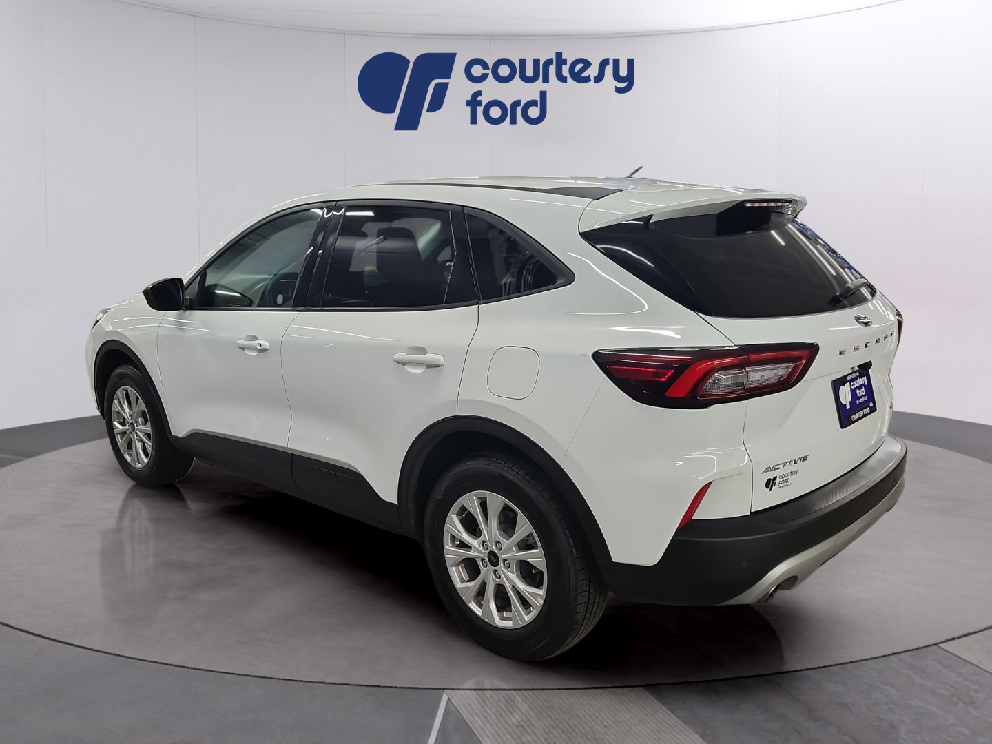 Certified 2025 Ford Escape Active w/ Tech Pack #1 AWD/4WD image 5