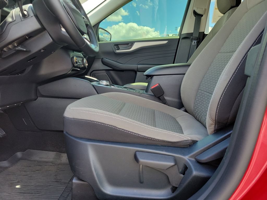 Certified 2022 Ford Escape SE w/ Cold Weather Package FWD image 19