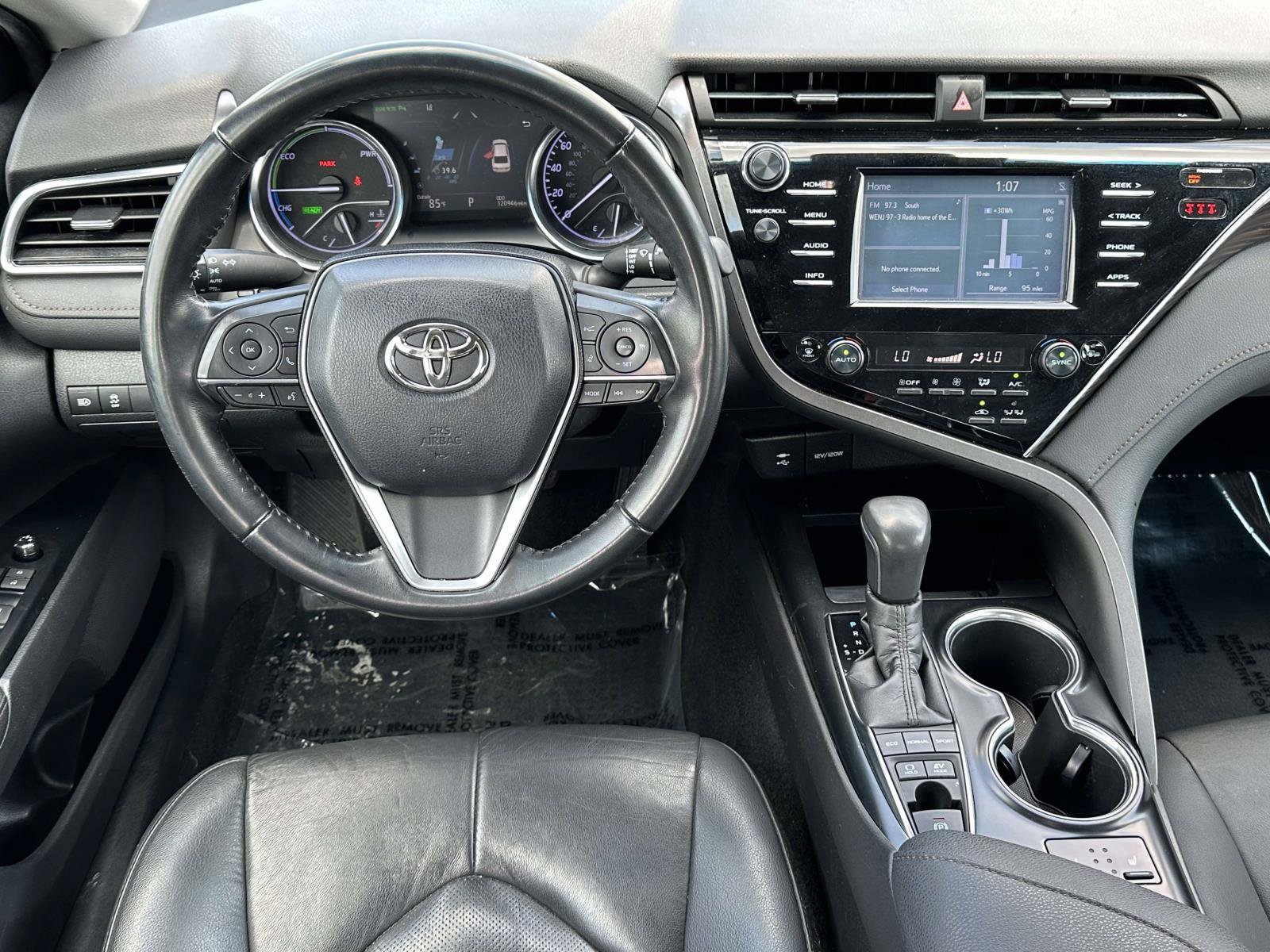 Used 2018 Toyota Camry XLE FWD image 13
