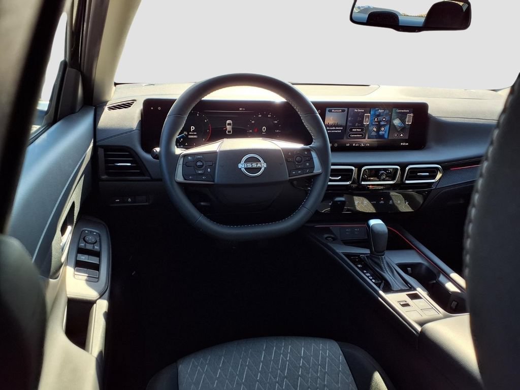 Used 2026 Nissan Sentra SV w/ SV Convenience Package FWD image 9