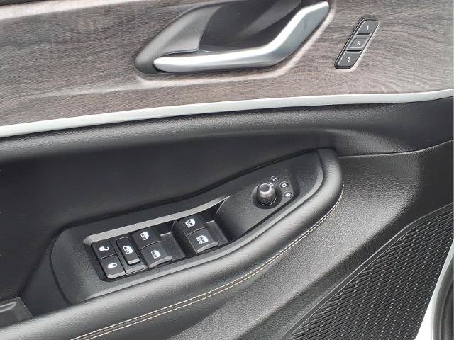 Used 2023 Jeep Grand Cherokee L Limited AWD/4WD image 14