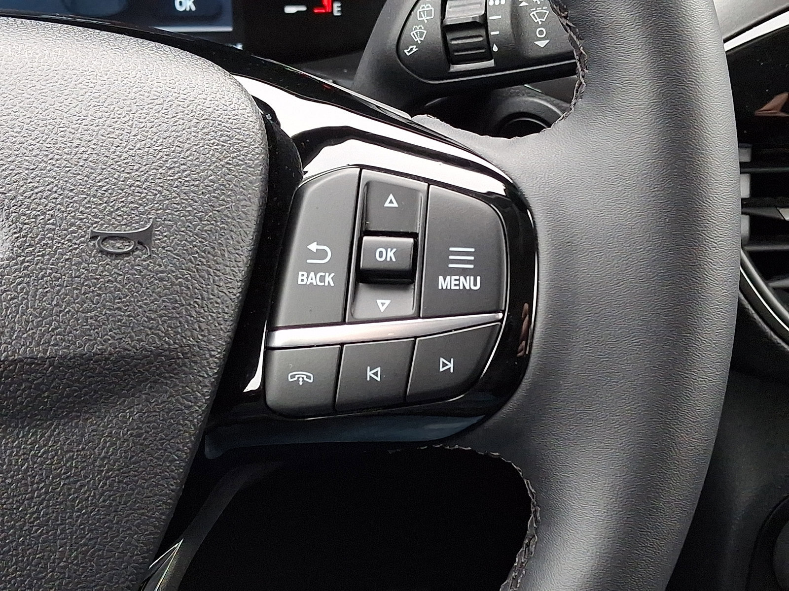 Certified 2023 Ford Escape Active AWD/4WD image 24
