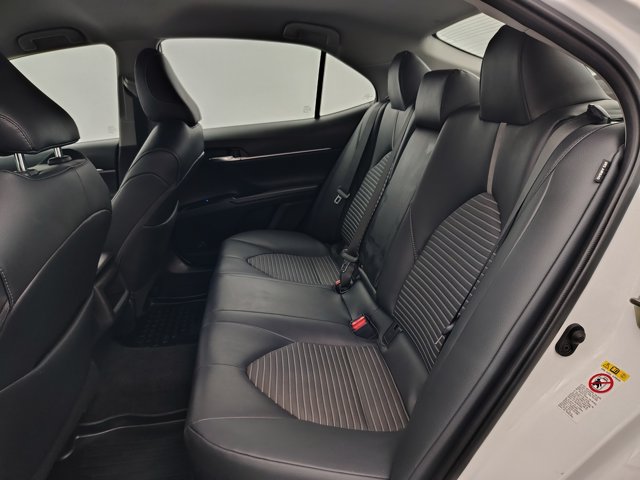 Used 2019 Toyota Camry SE FWD image 23
