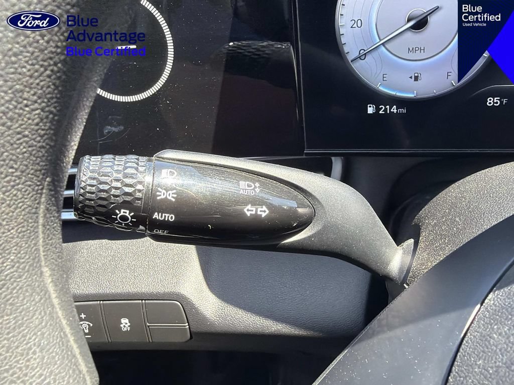 Used 2024 Hyundai Elantra SEL FWD image 29
