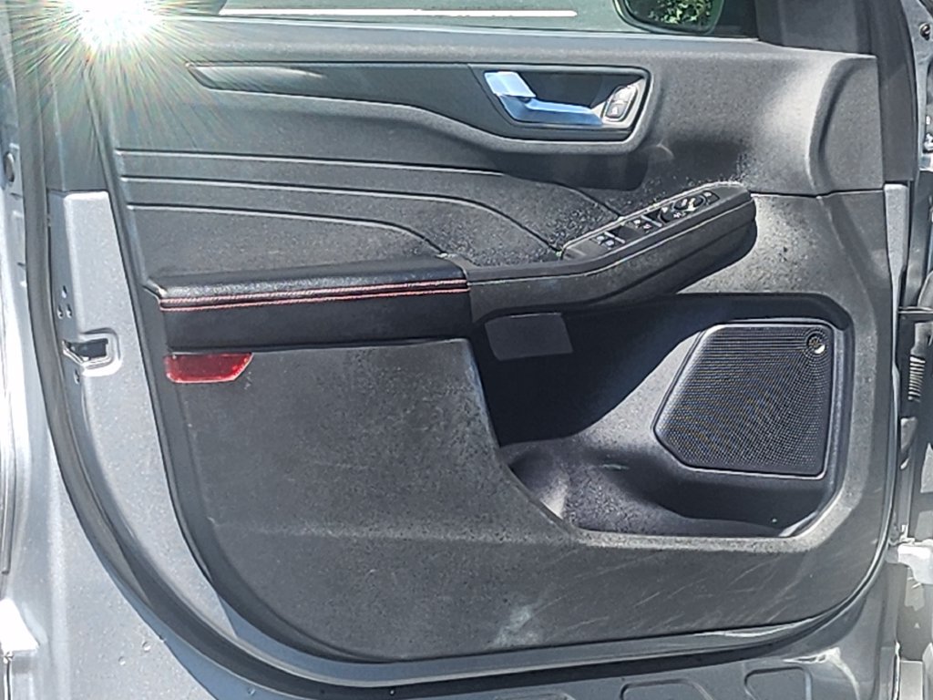Certified 2024 Ford Escape ST-Line FWD image 32