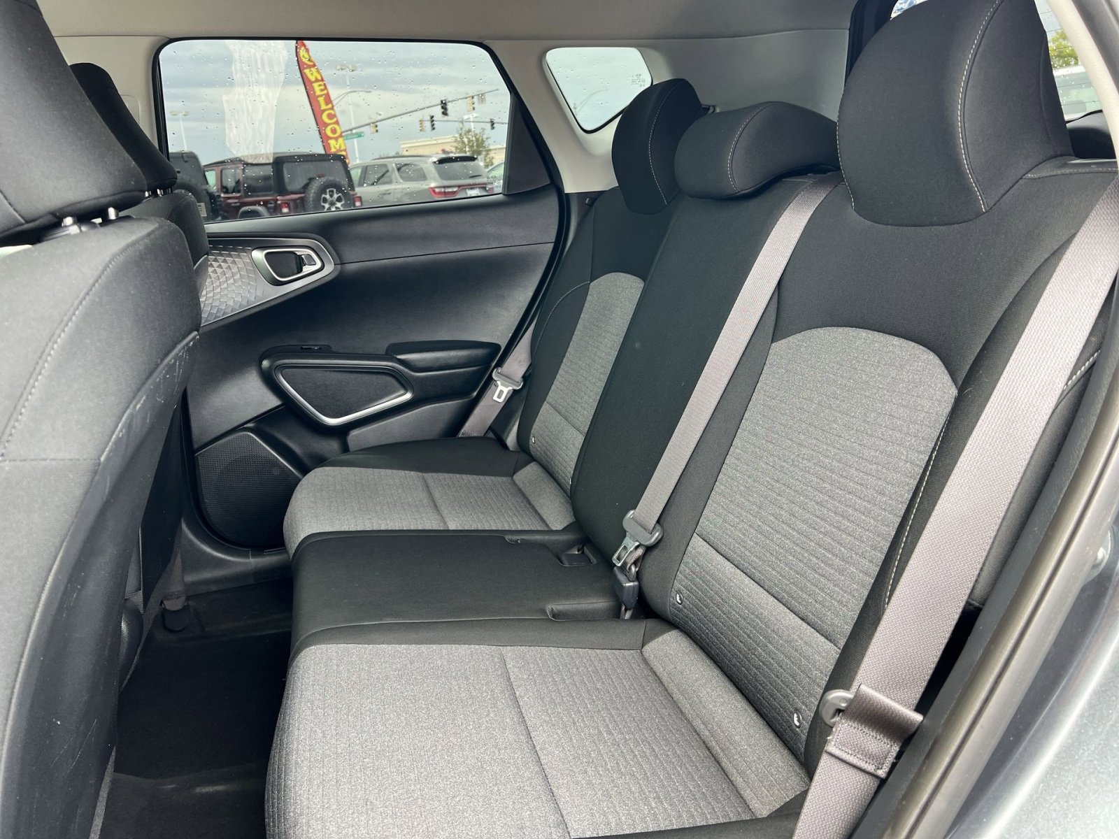 Used 2020 Kia Soul S FWD image 31