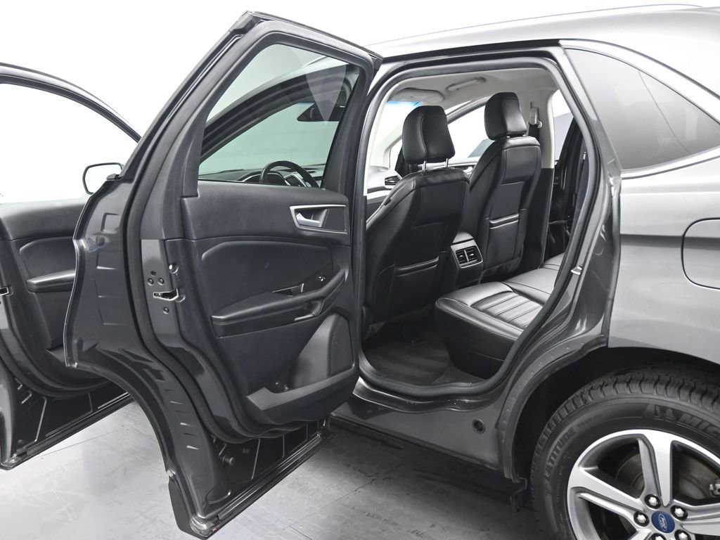 Certified 2020 Ford Edge SEL w/ Convenience Package image 47